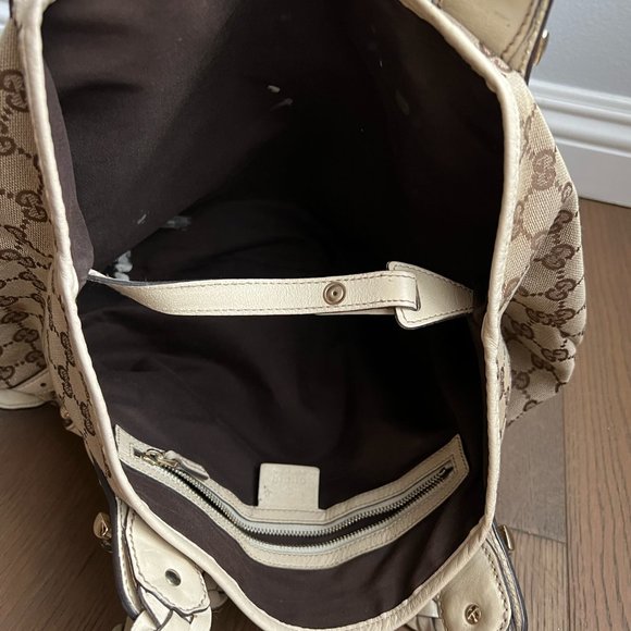 Pelham Shoulder Bag GG Canvas Medium - Picture 9 of 14